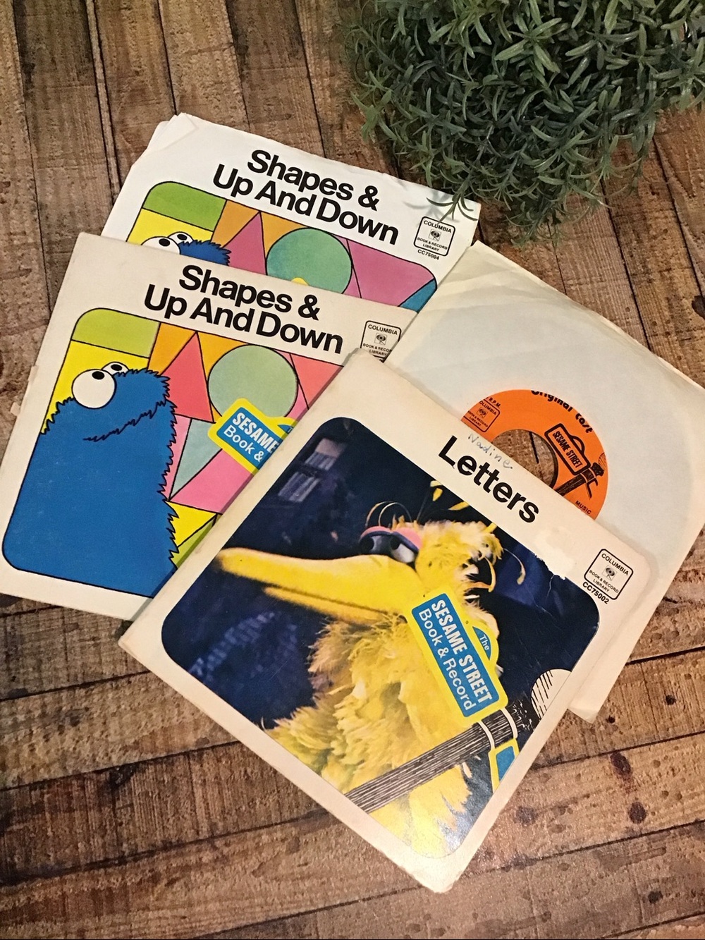 ♥️5/25$ Sesame Street 'Letters' & 'Shapes & Up And Down' records